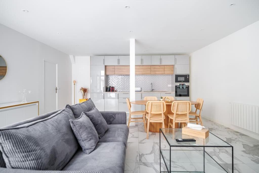 Beautiful Flat For 6 People #6 Apartment Asnieres-sur-Seine Bagian luar foto